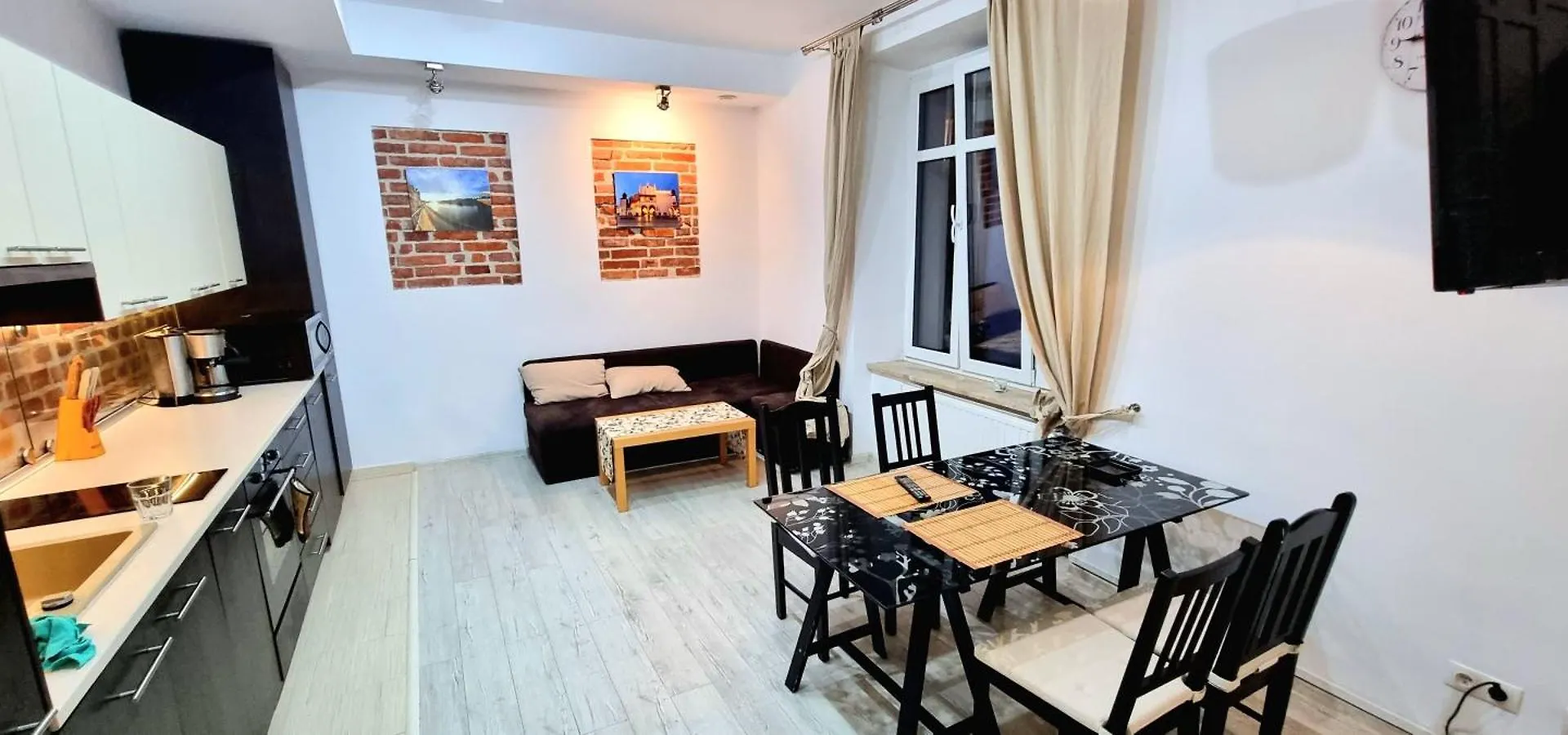 Old Town Brick Apartment Krakow Poland